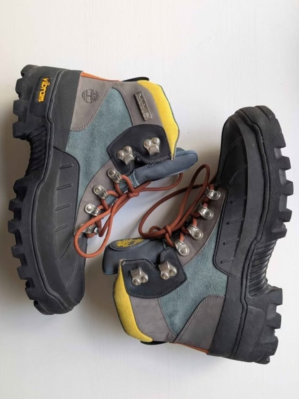 Timberland Leather Vibram Hiking Boots, limited edition, Gorpcore, Mens 9 NWOT